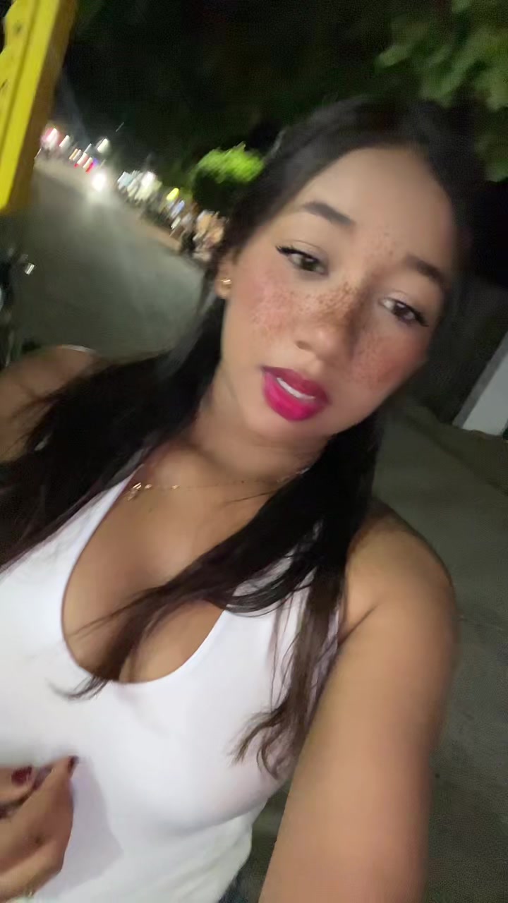 @🦋.