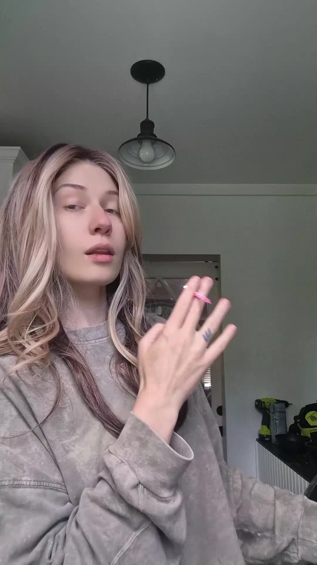 @pinkpixelbarbie