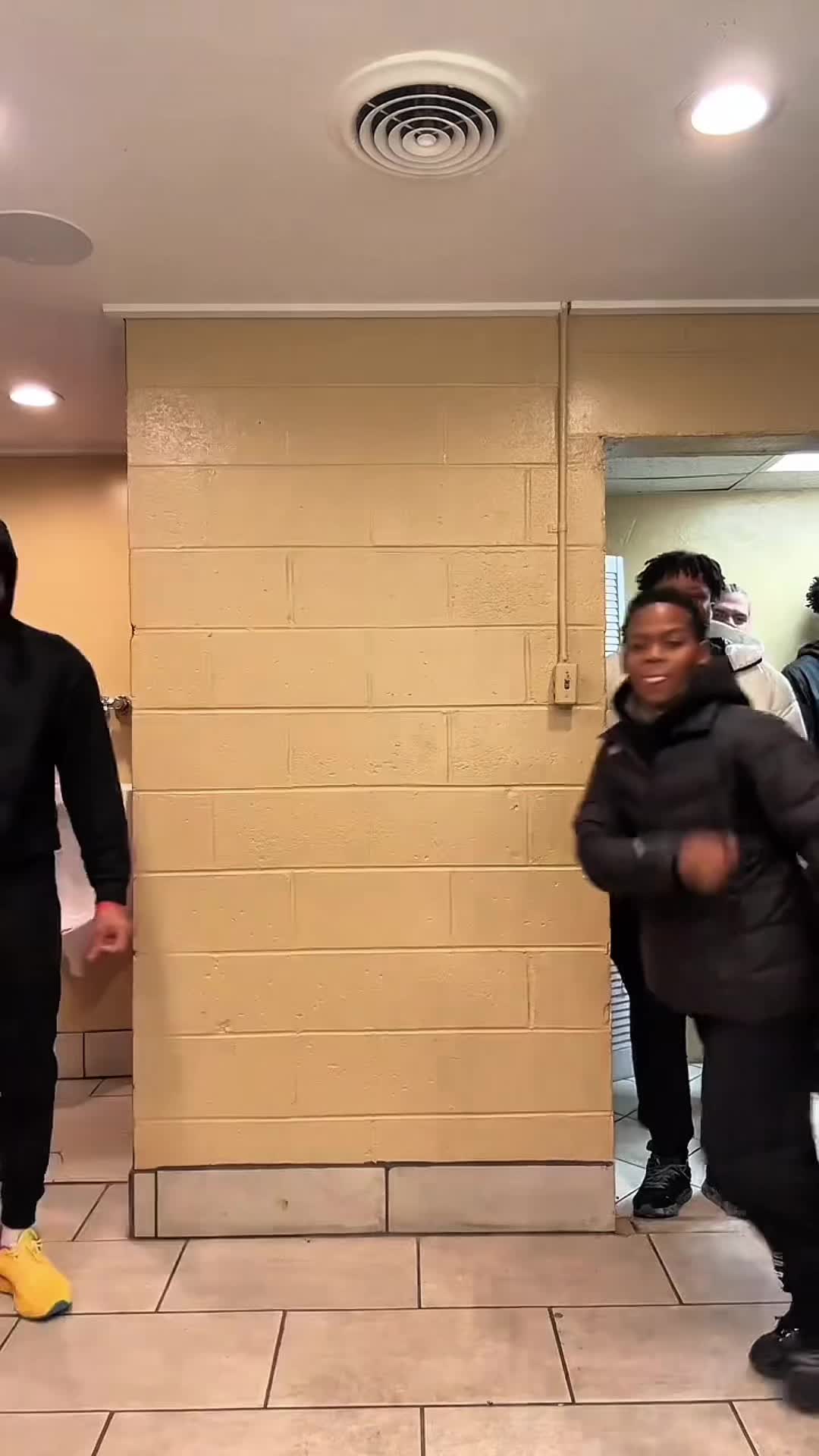 @Blxckhouse☄️