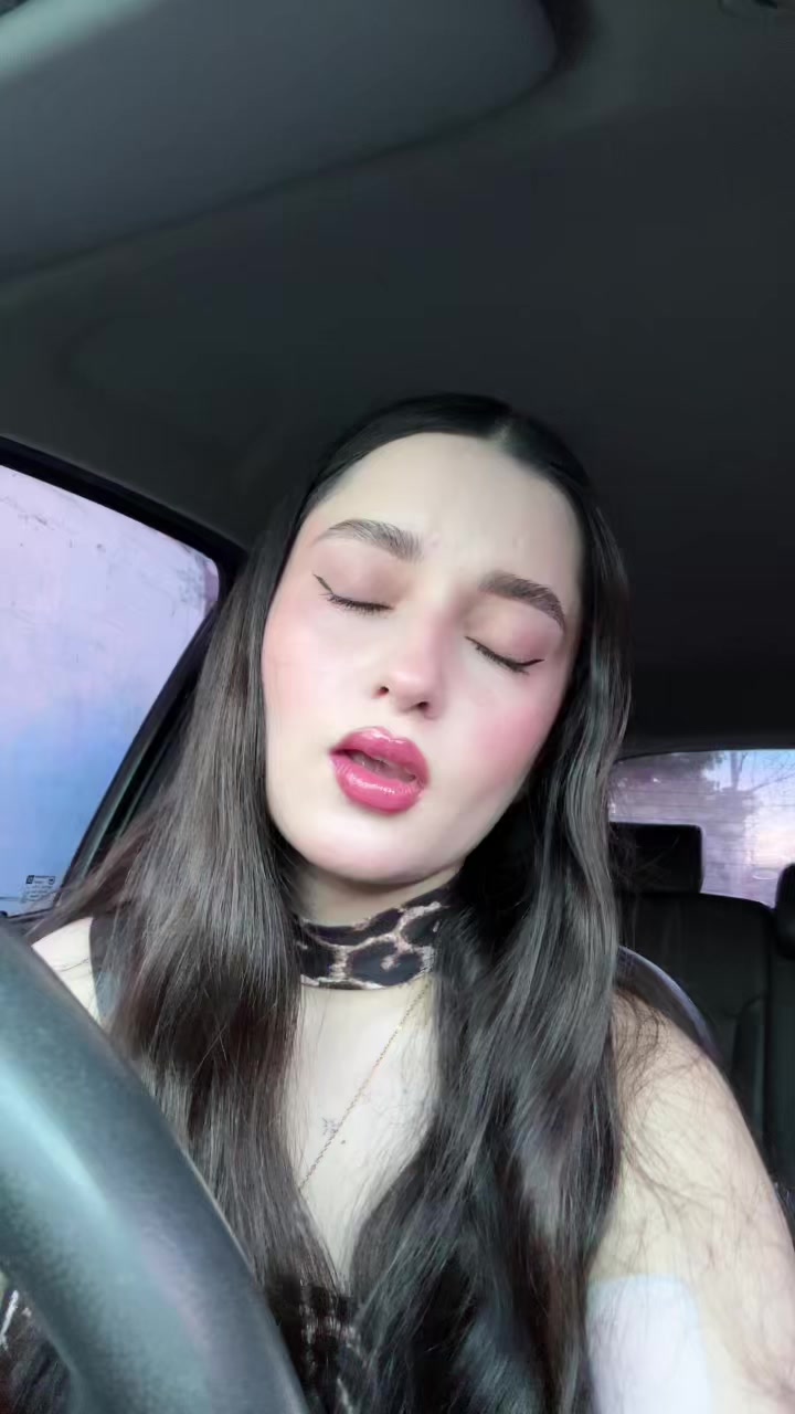 @𝒟𝒾𝒶𝓃𝒾𝓉𝒶🤍