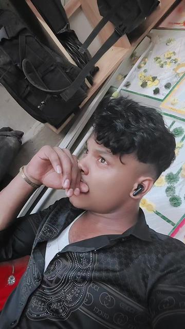 @Rs   Rohan