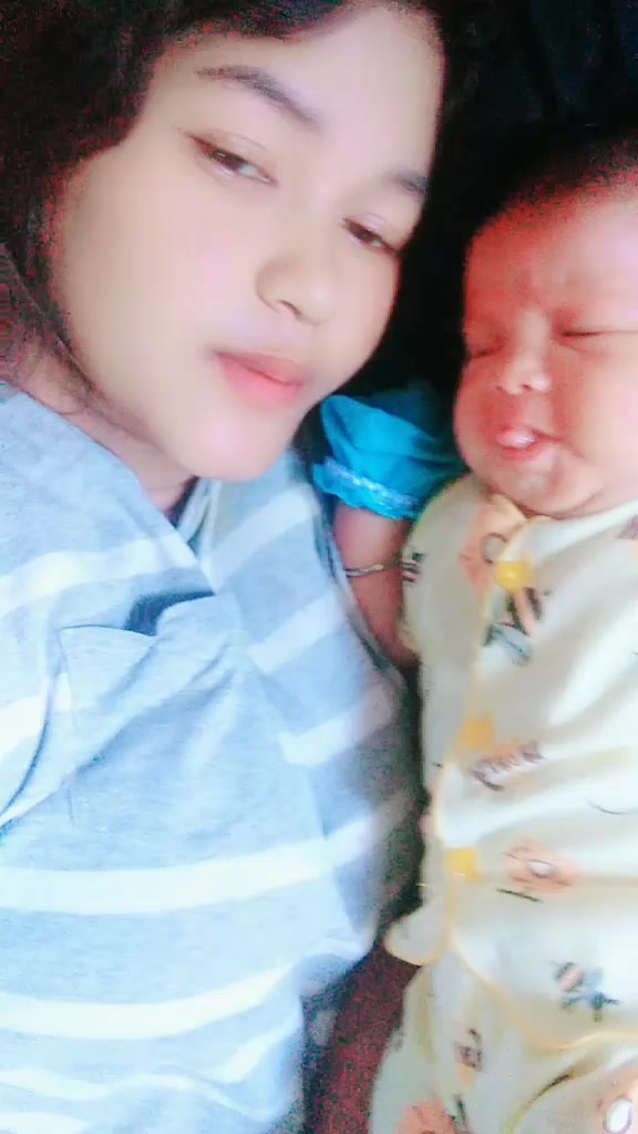 @💞WIWIT GEMOY💞