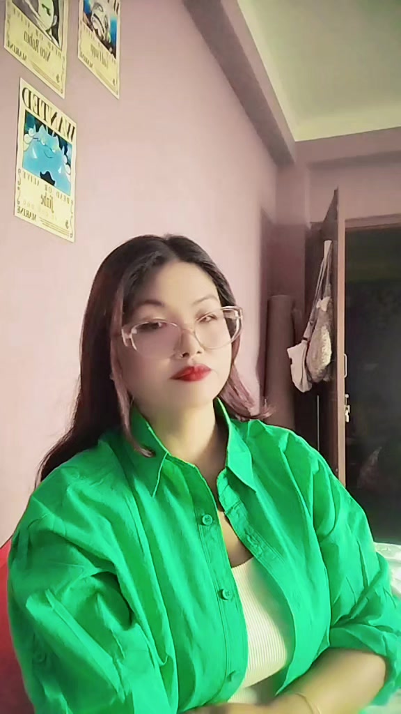 @deepshika🧿