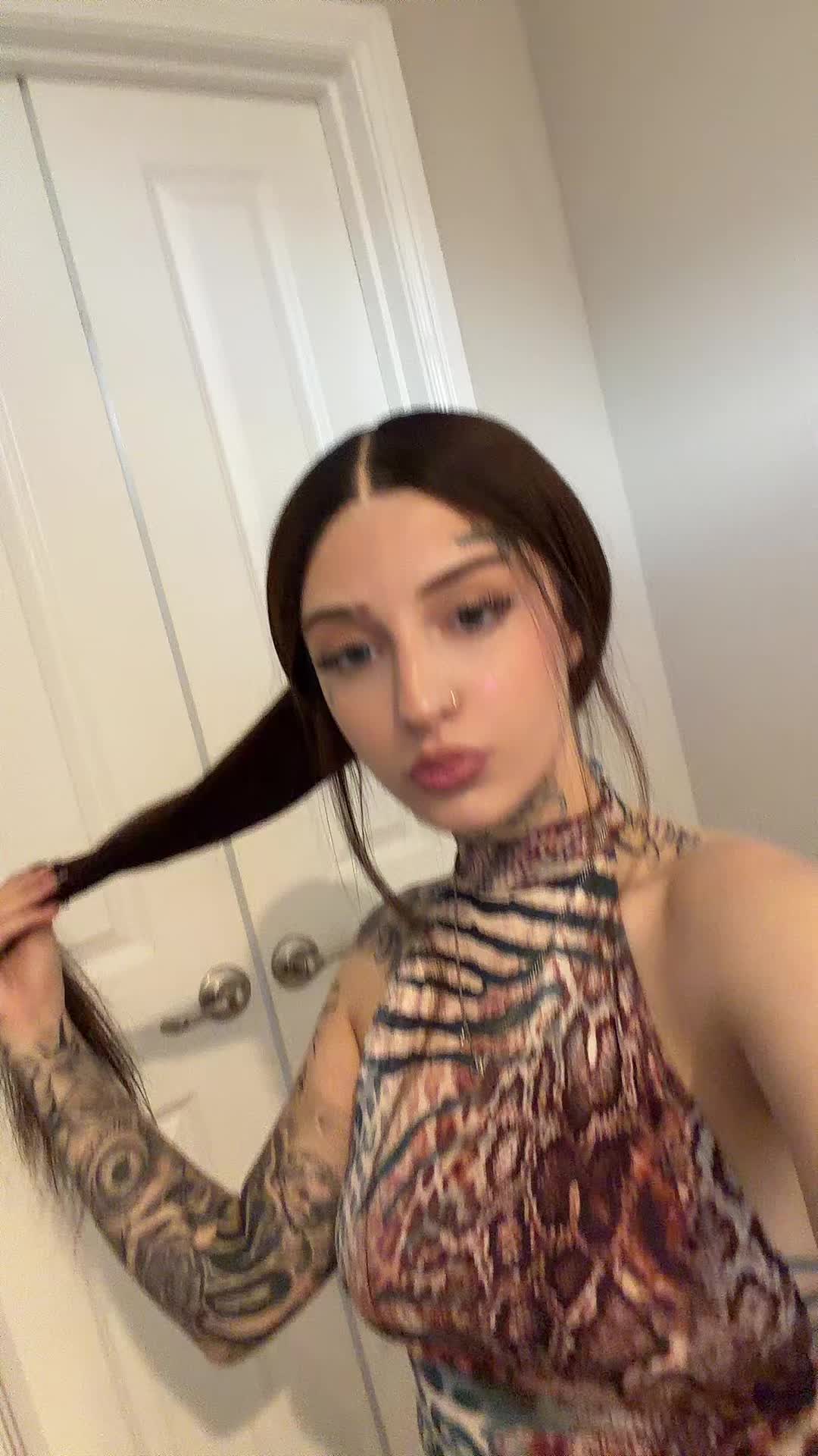 @Lilyrrrose