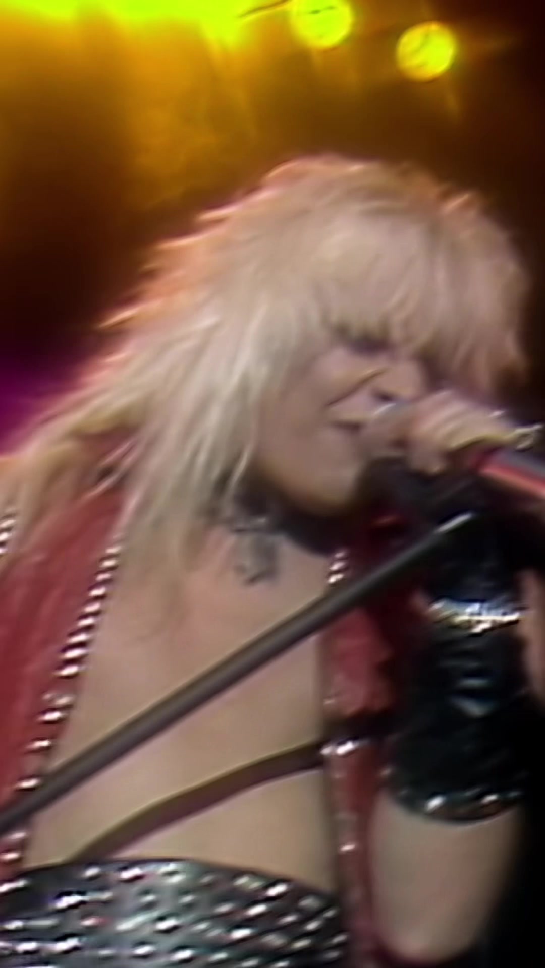 @Mötley Crüe