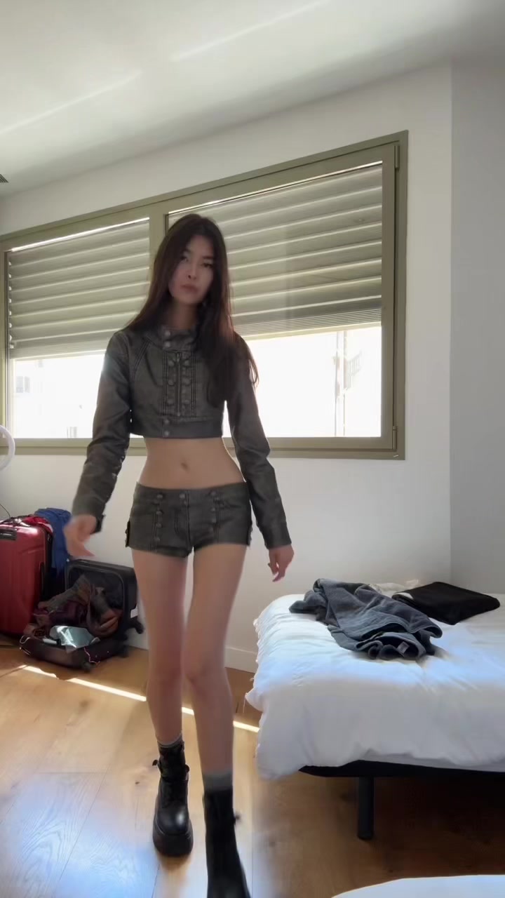 @lalytoples