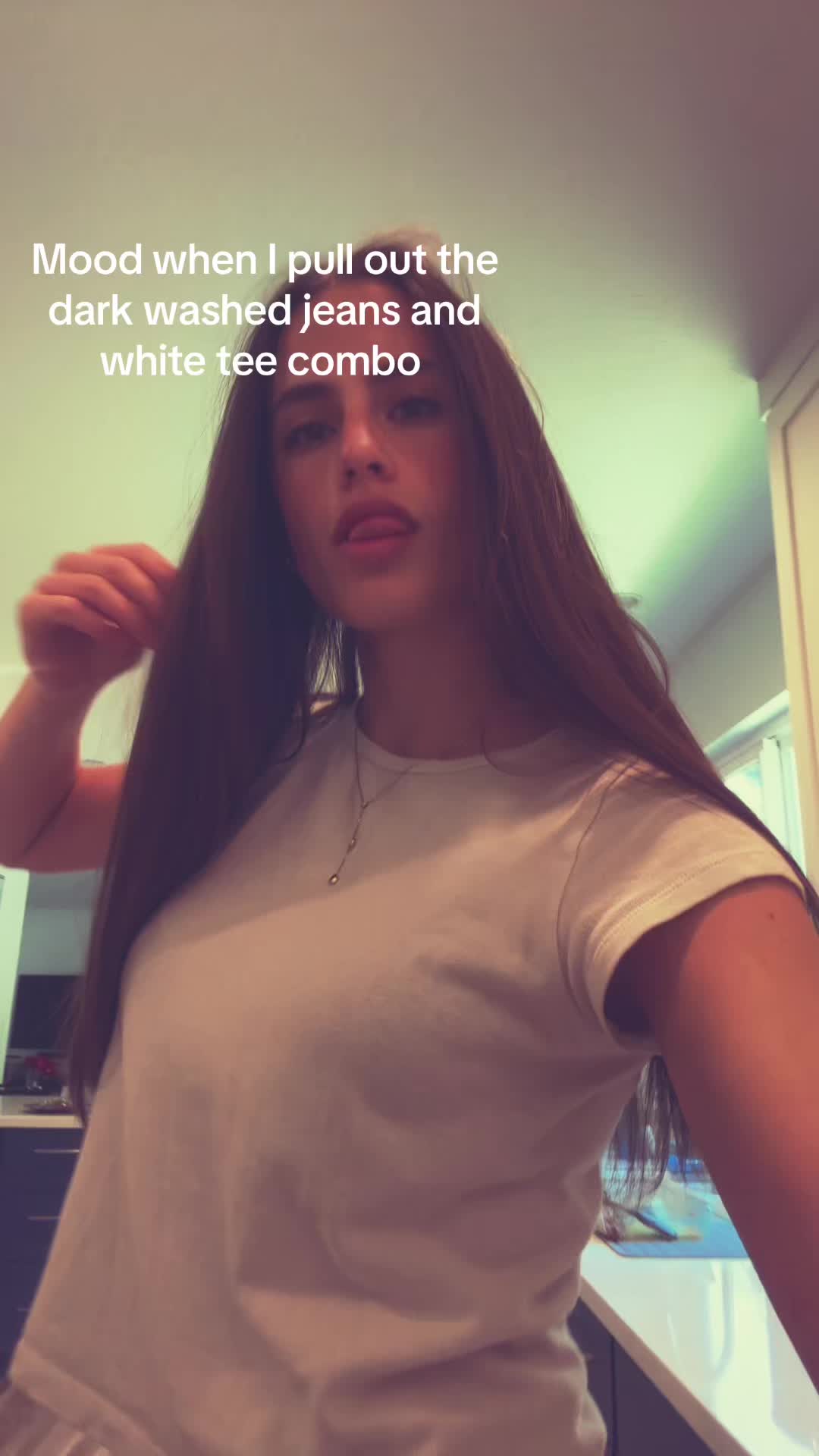 @🫢
