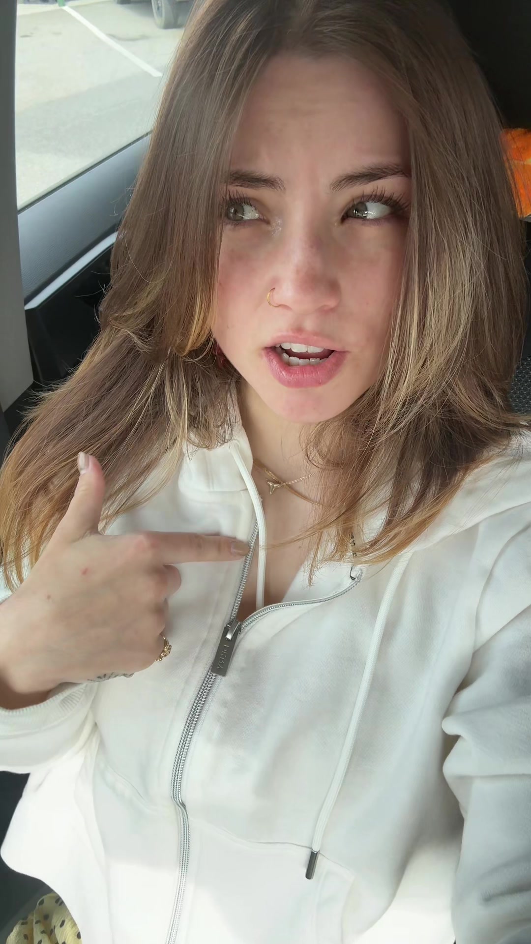 @cam☮️🍀