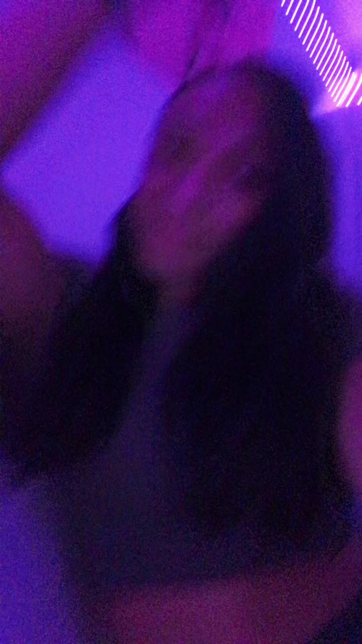 @destanydenise