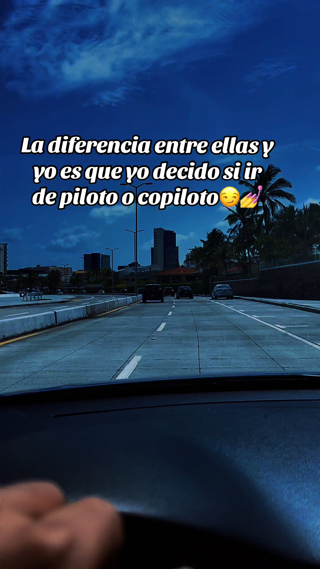 @v&iota;cĸy avalos