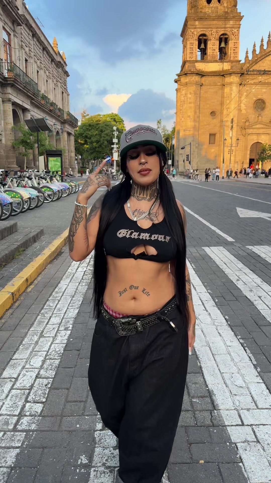 @chicanarosas13
