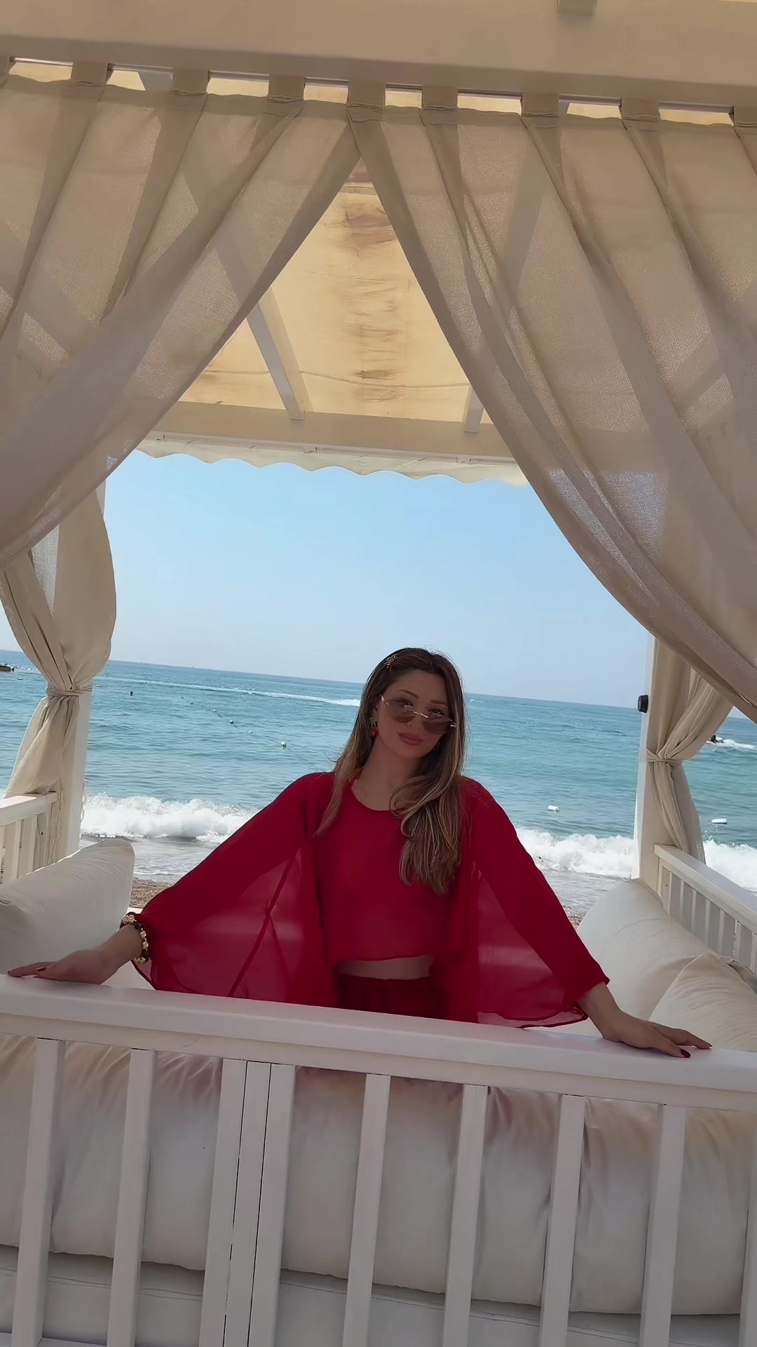 @hazal_demir_