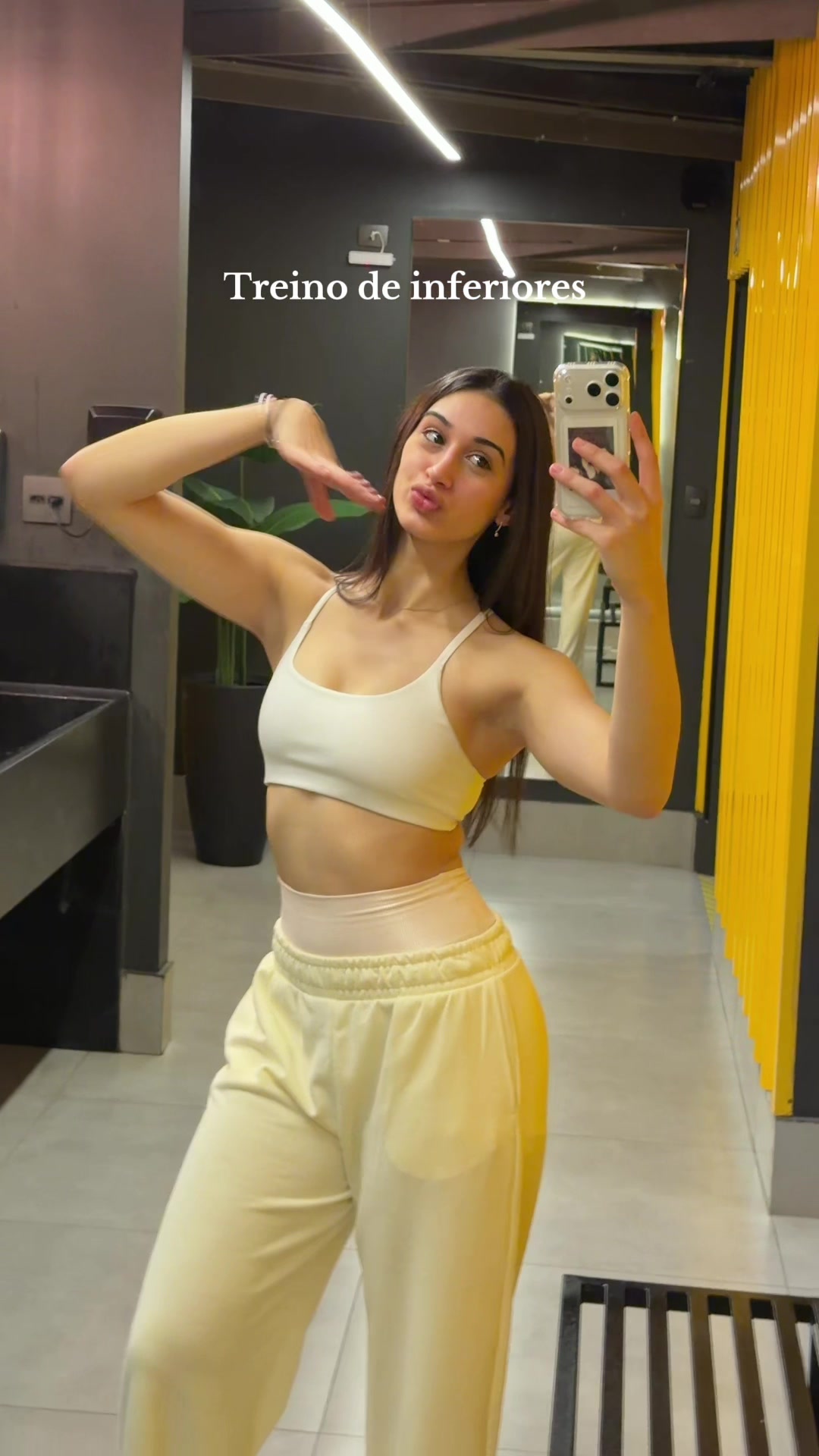 @Anna Merlini