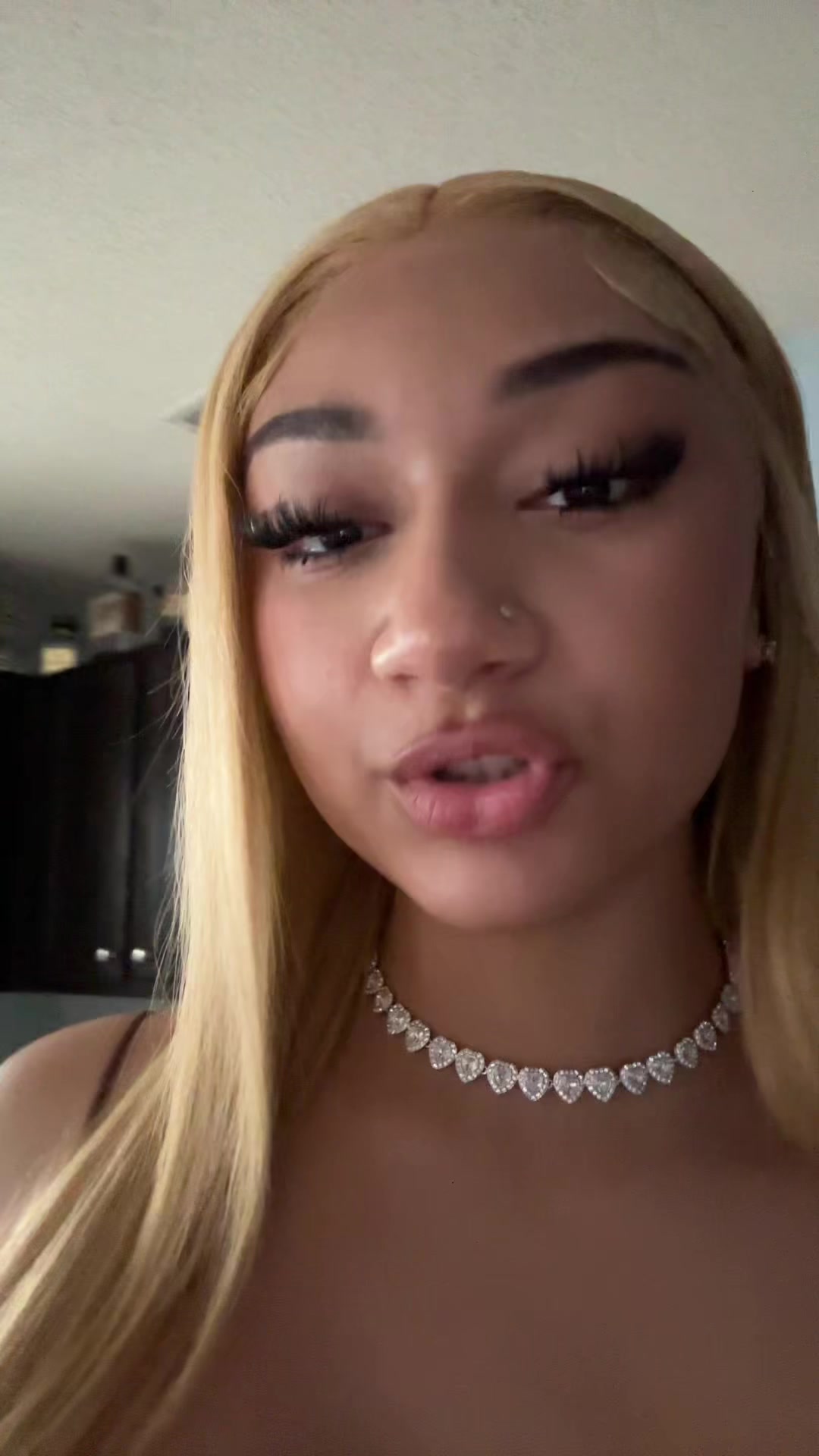 @Jazelle🍭
