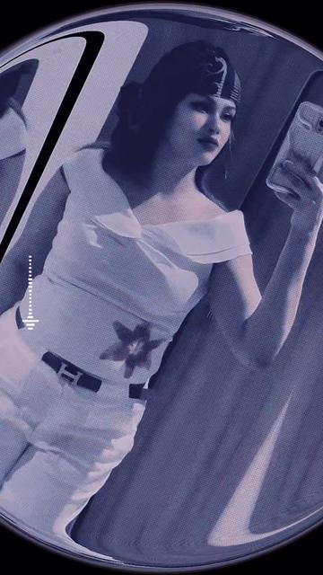 @Hira_10