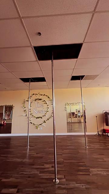 @Pole Fitness 101