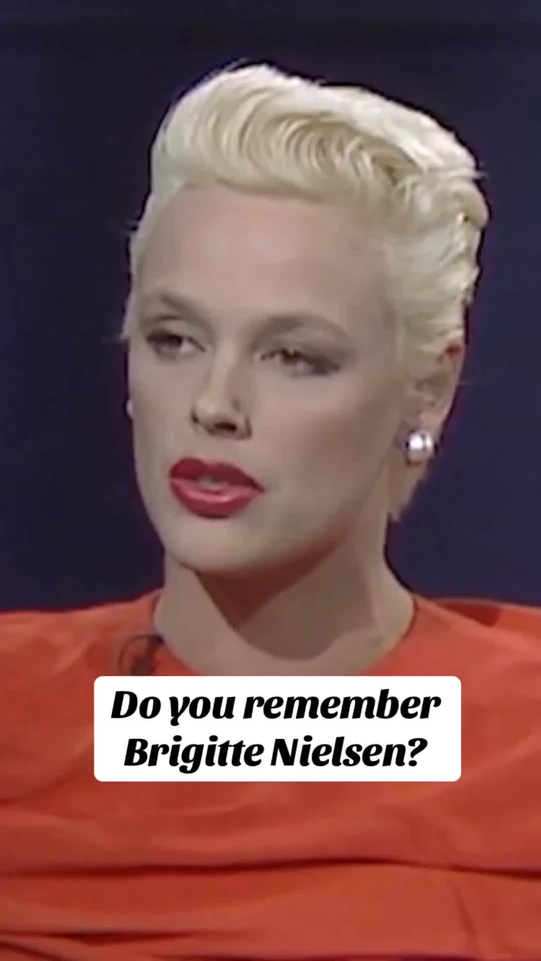 @Hollyweird