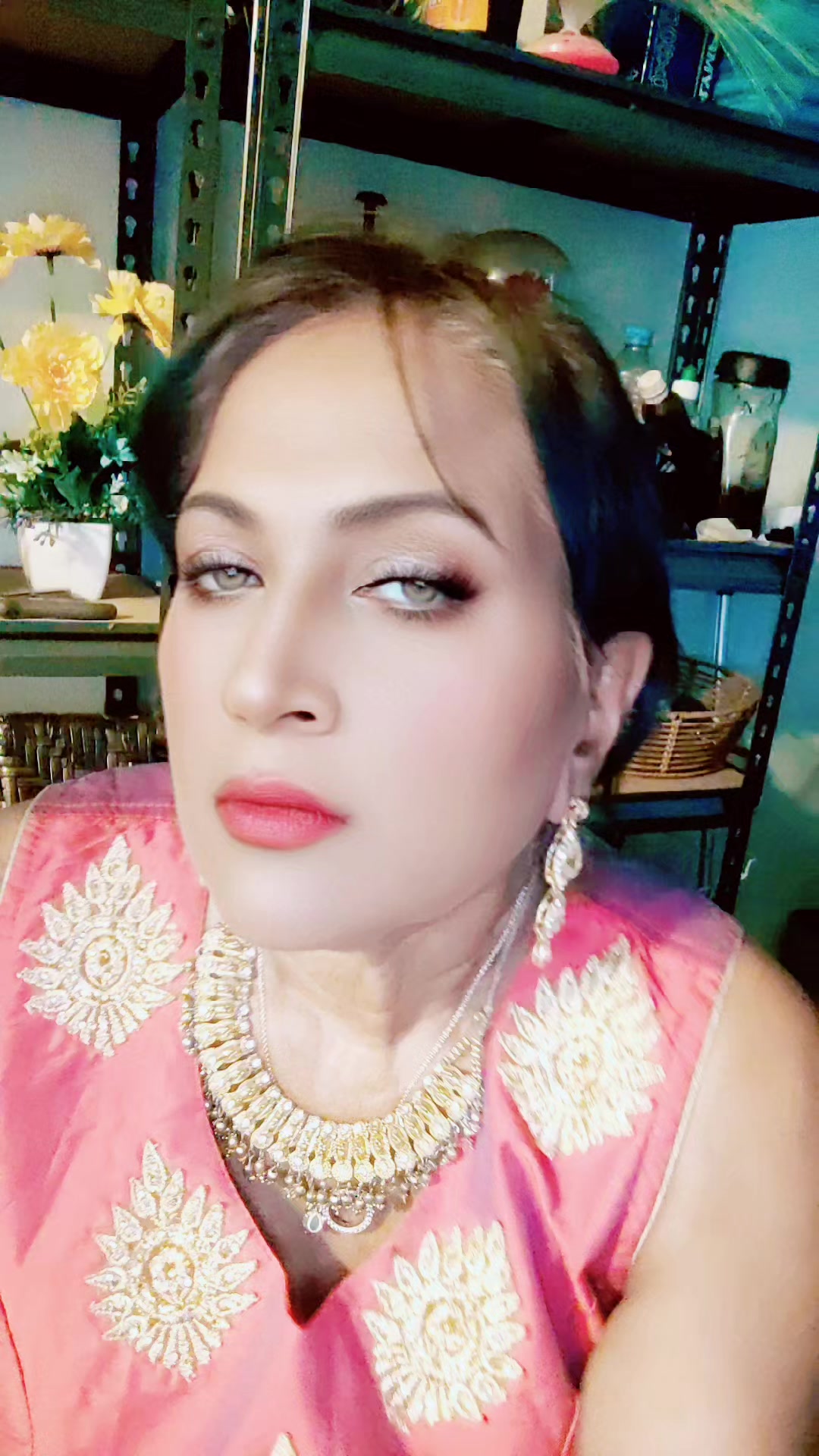 @Glowqueen Karen