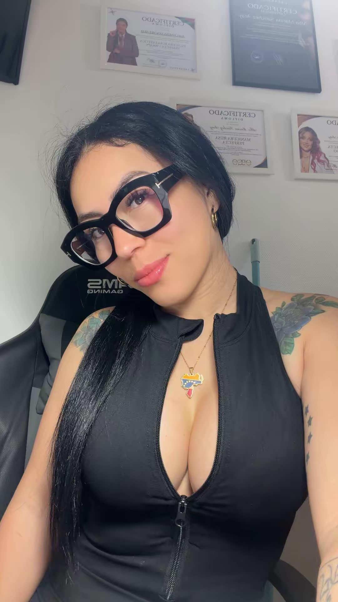 @️ARY_SNCHZ