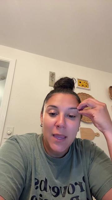 @Nina Montanez