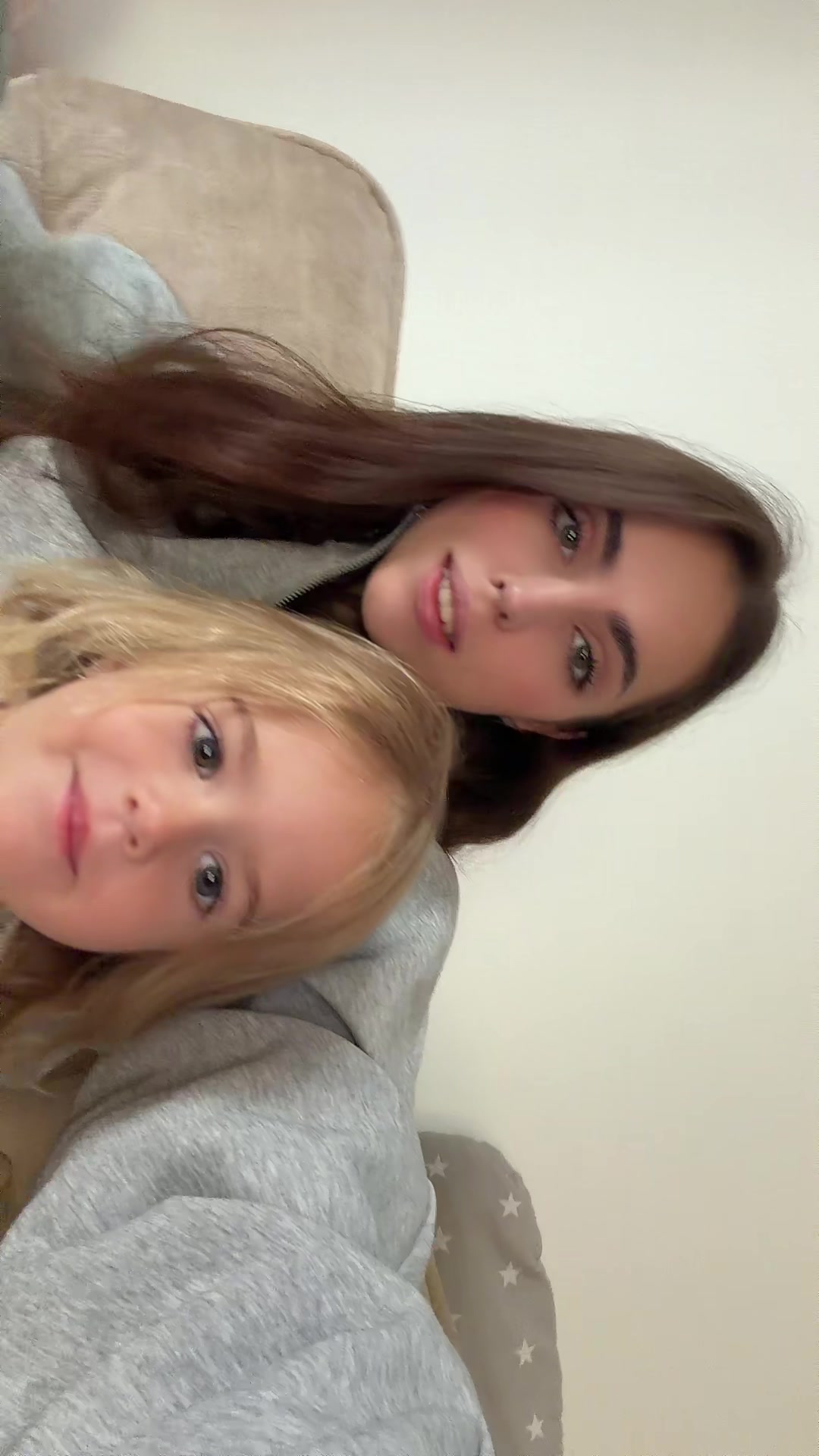 @lesyakazanina