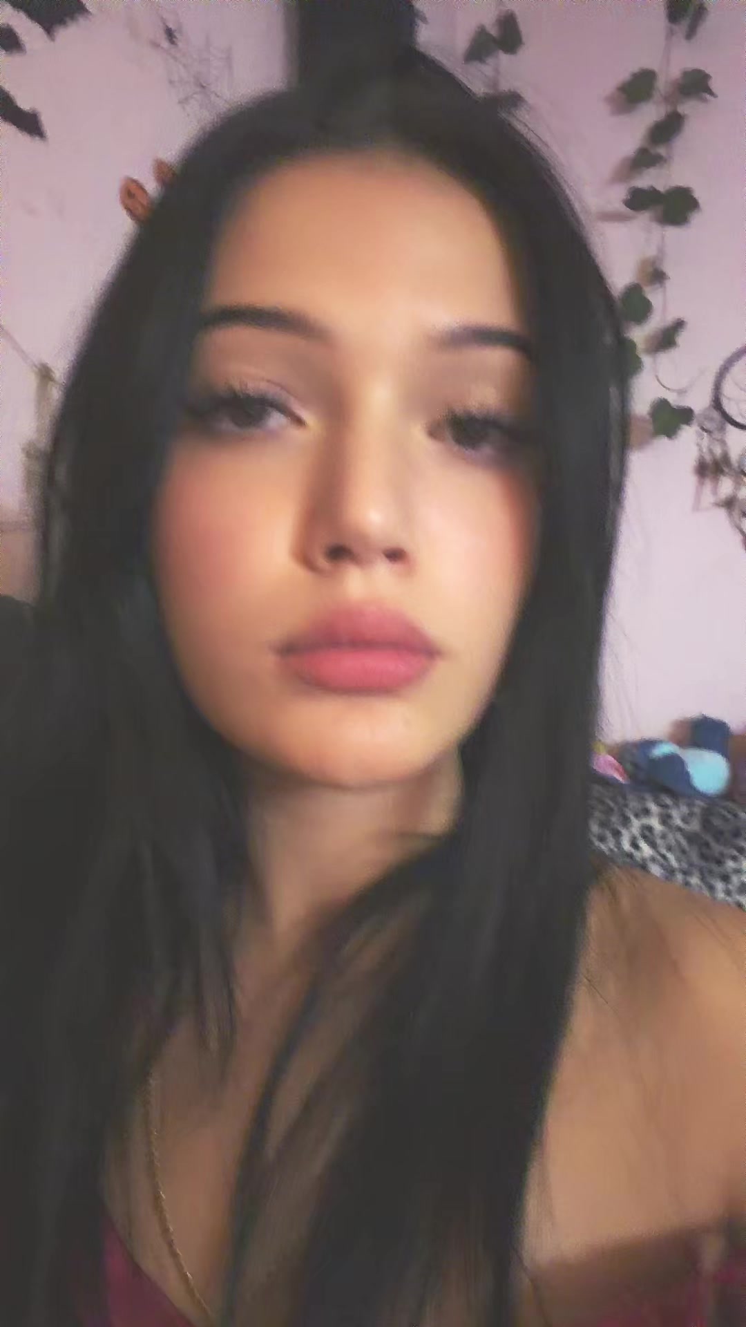 @Ния