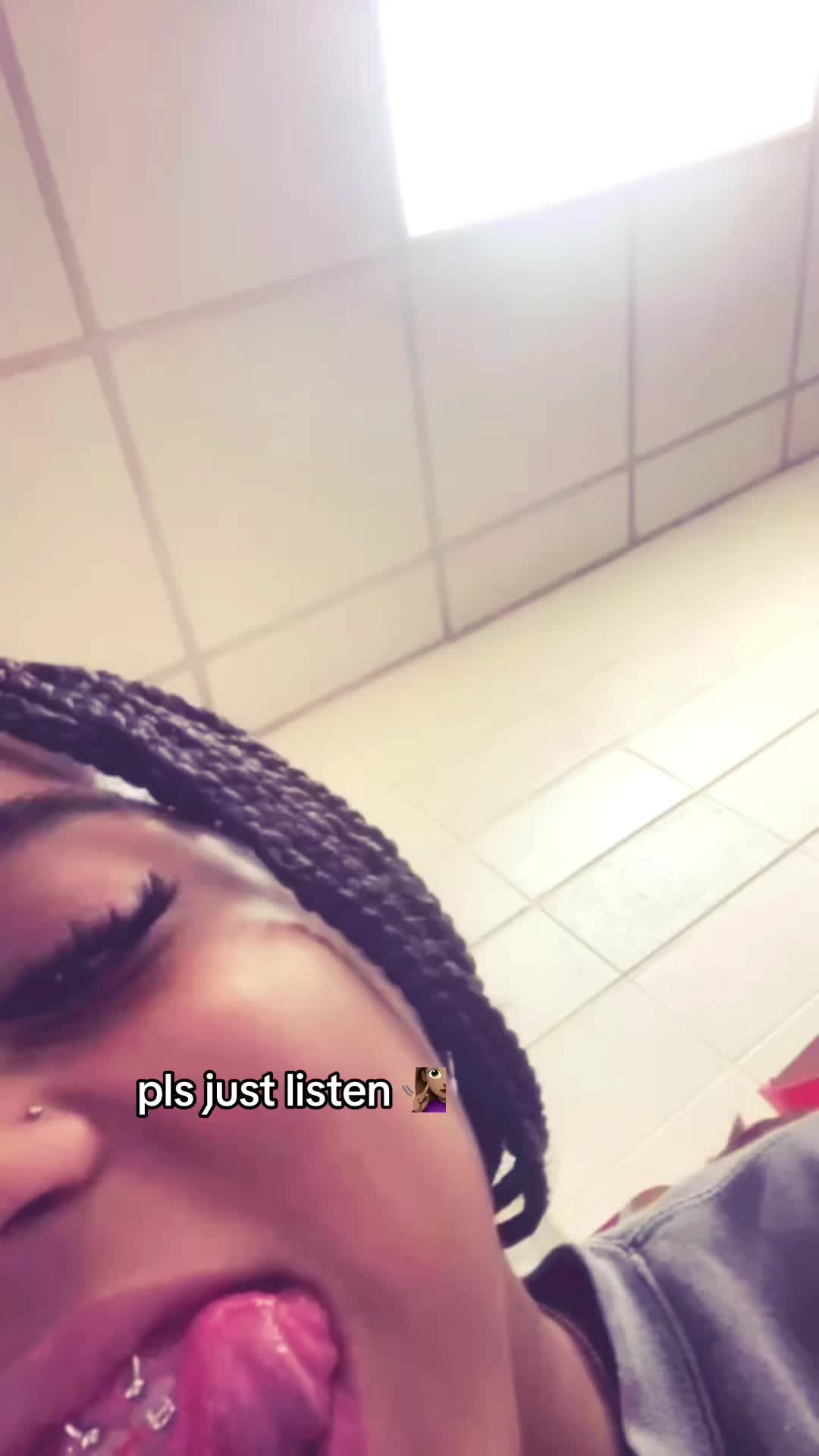 @justaaflirt
