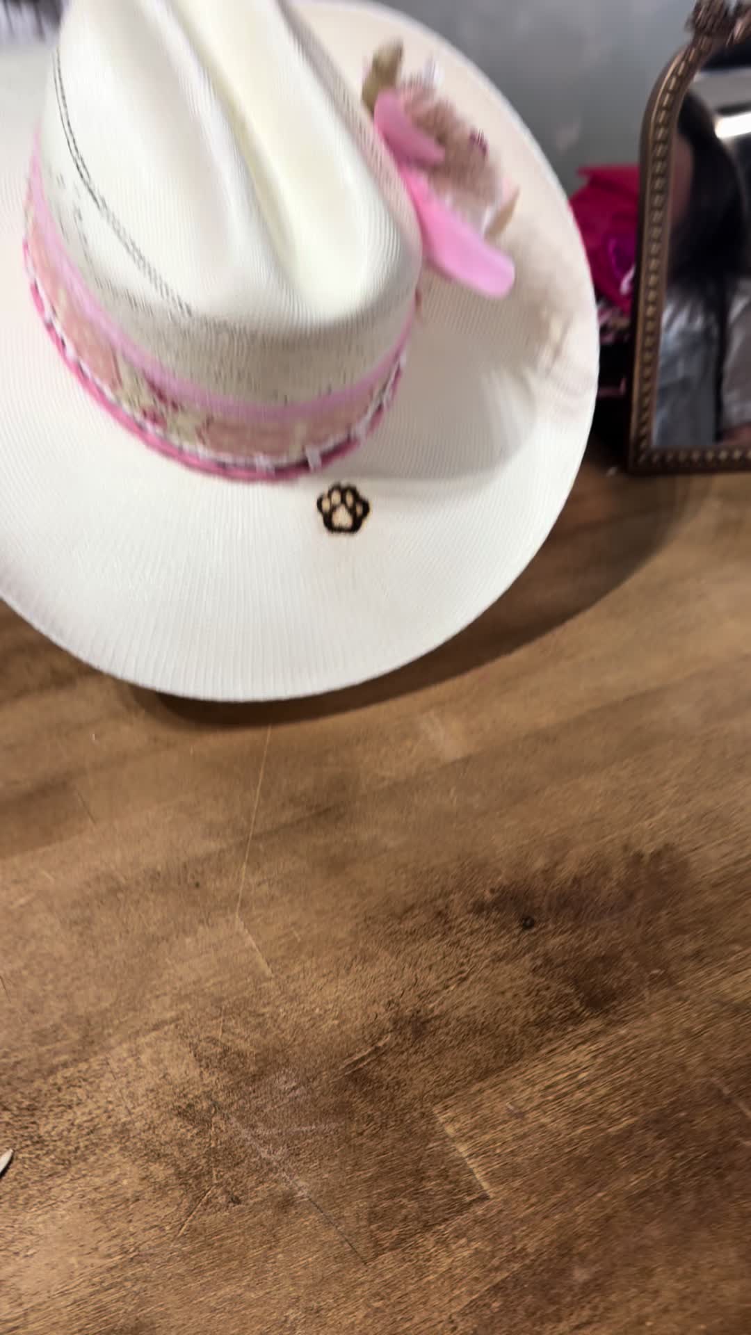 @WildhunnieCo