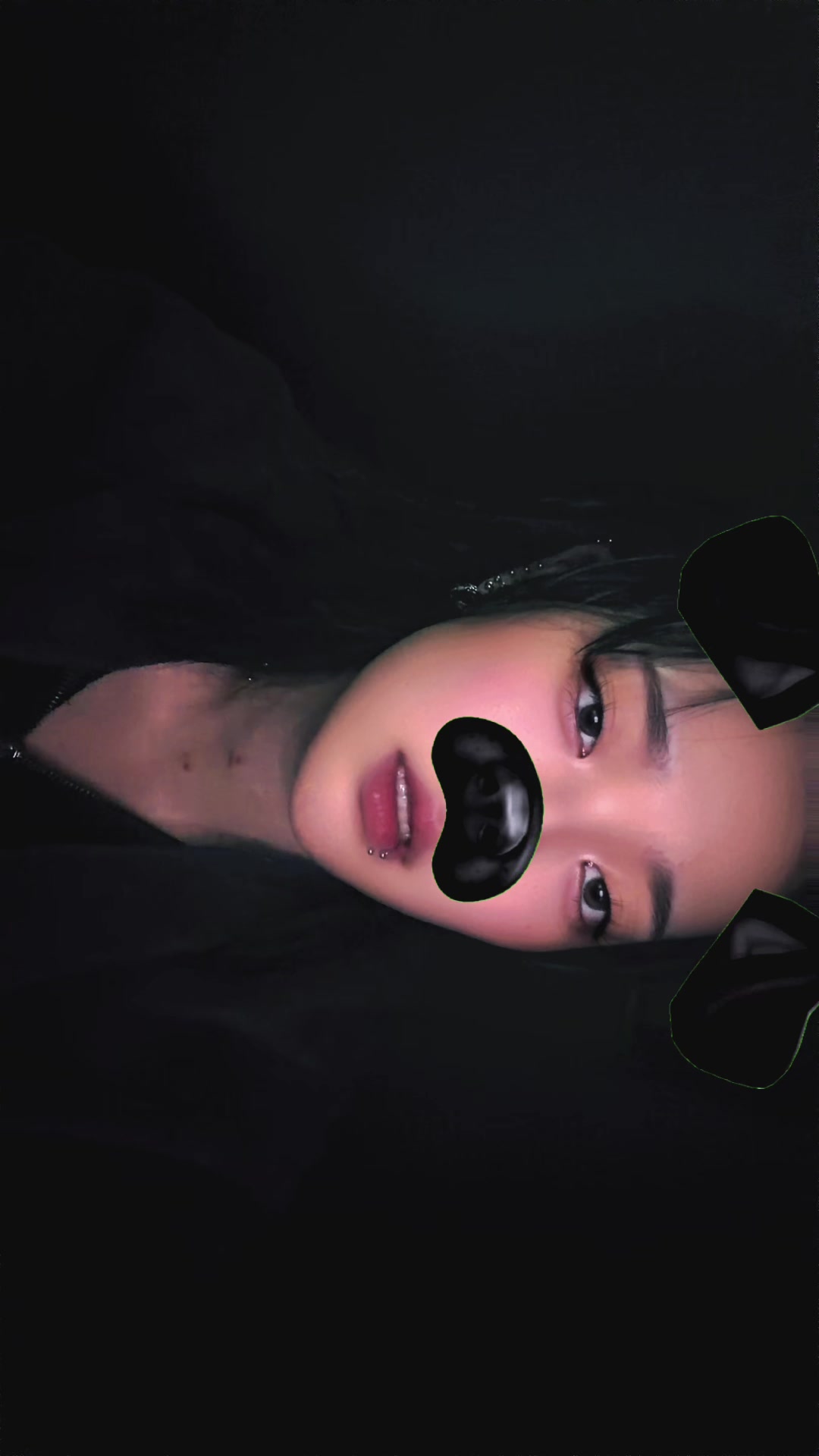 @クロ