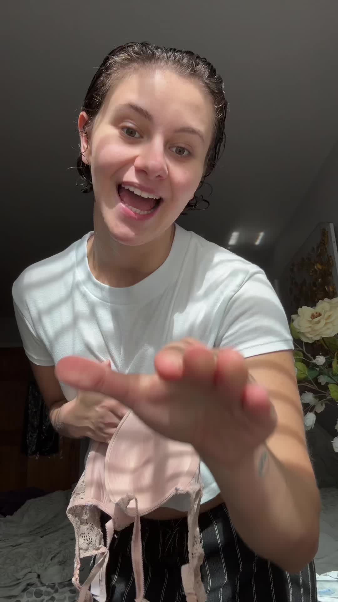 @Elina