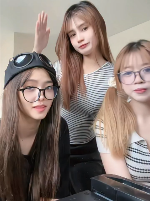 @gaixinh