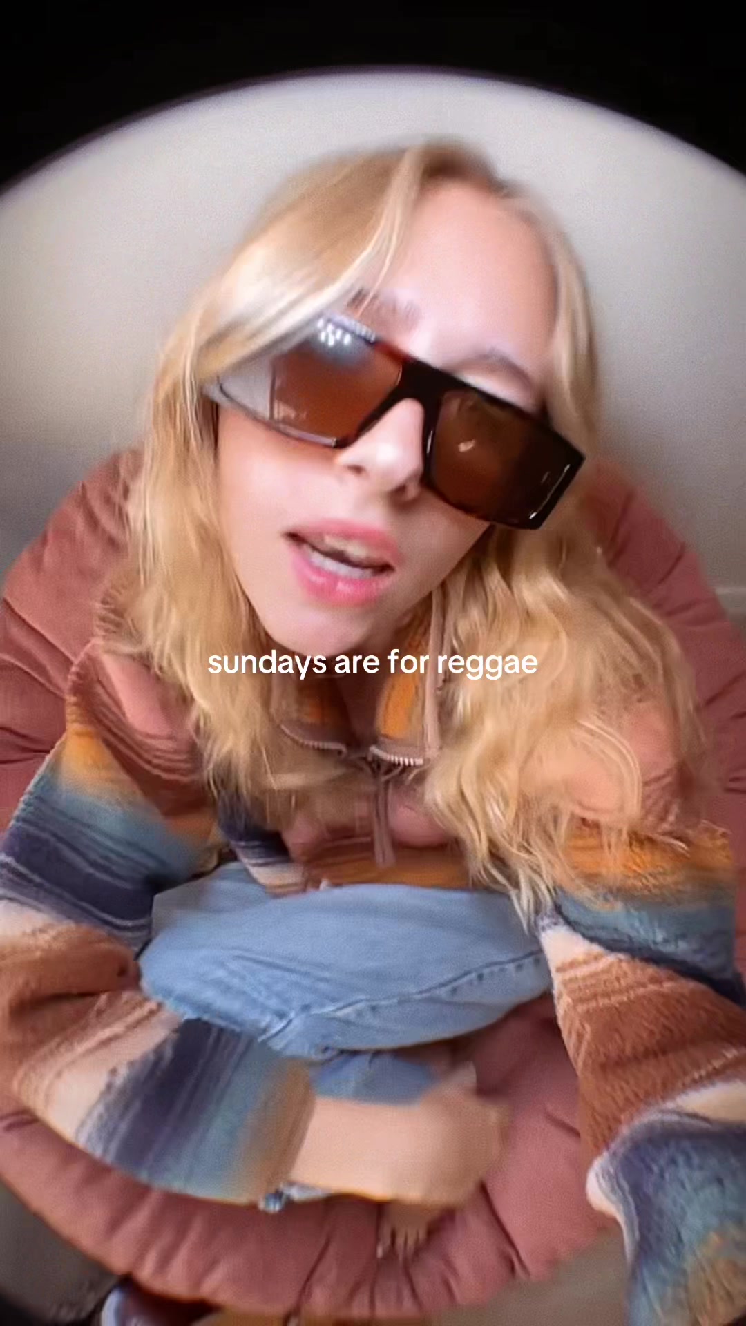 @kelseykinch