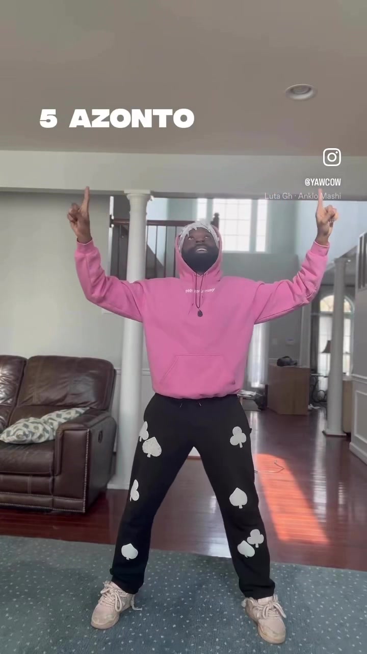 @Yawcow!