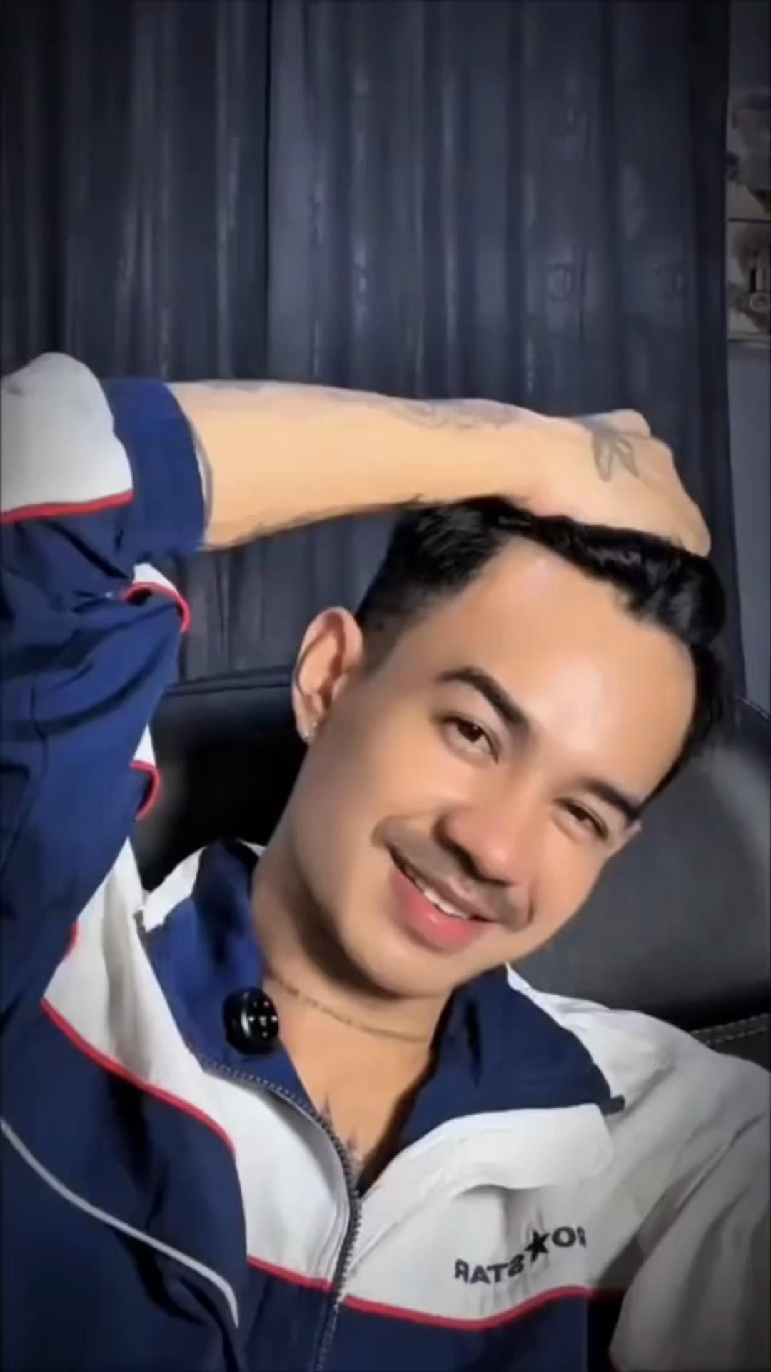 @E✨