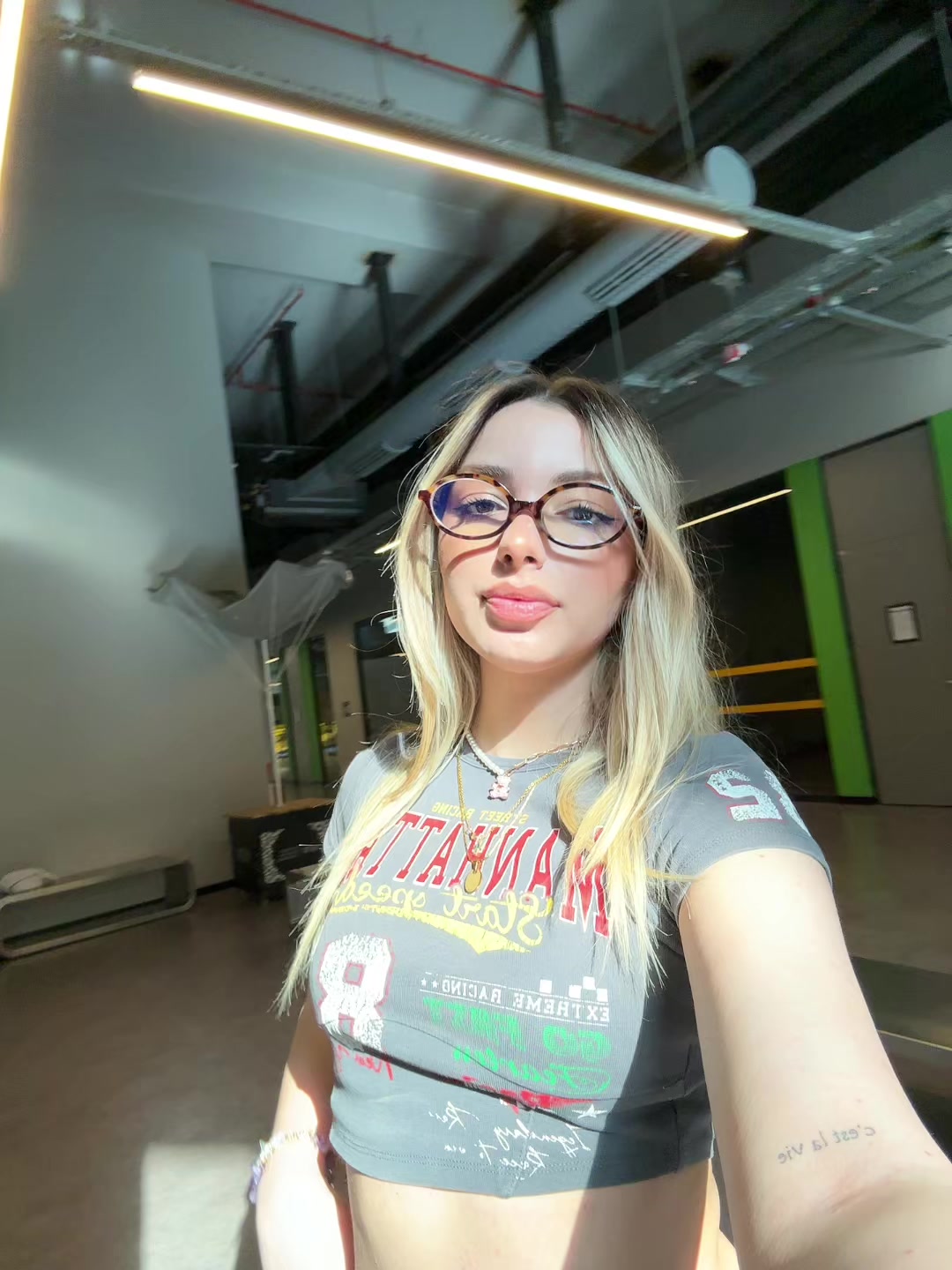 @Ezhelylmzz