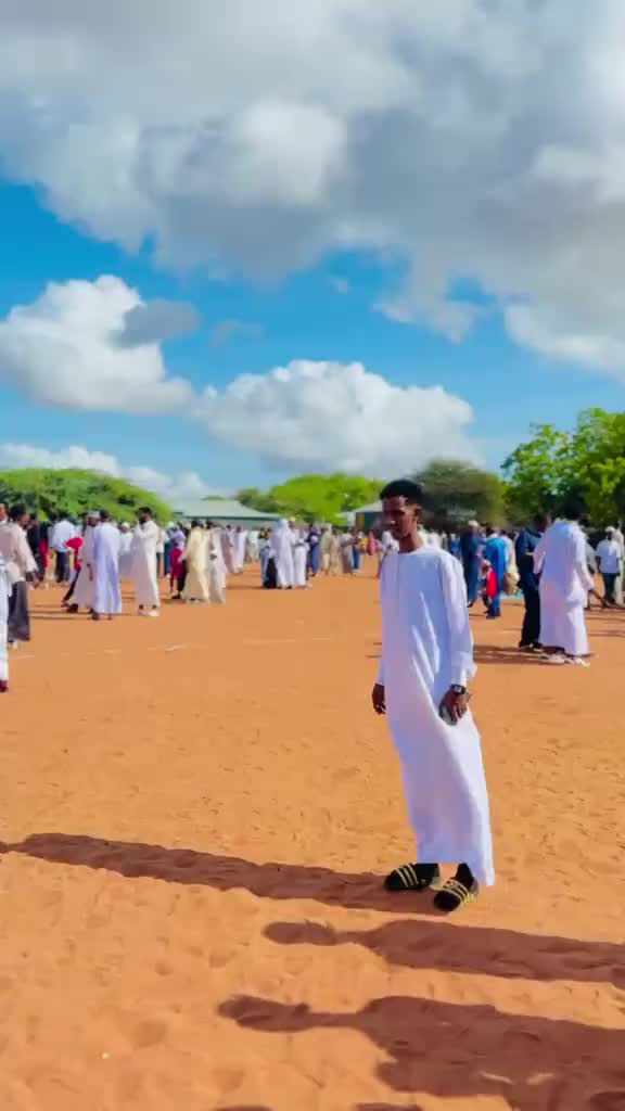 @Madax weynaha qoxotiga🙏