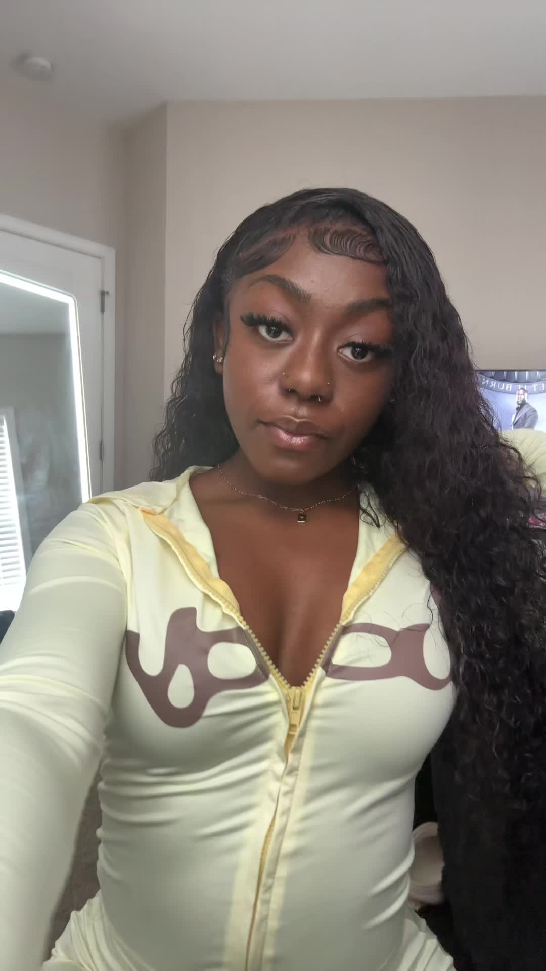 @nikiatkll 👈🏾