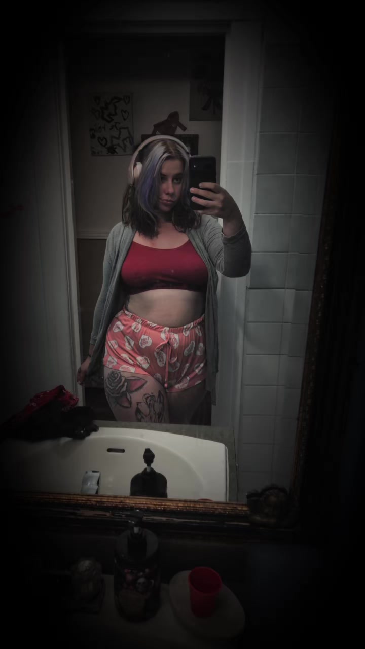 @buzzedqueen