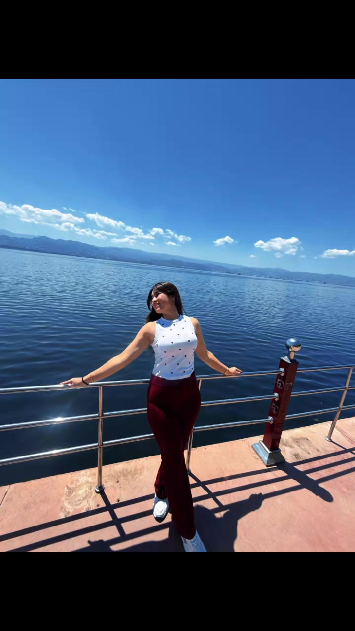 @Ayşe Tosun569