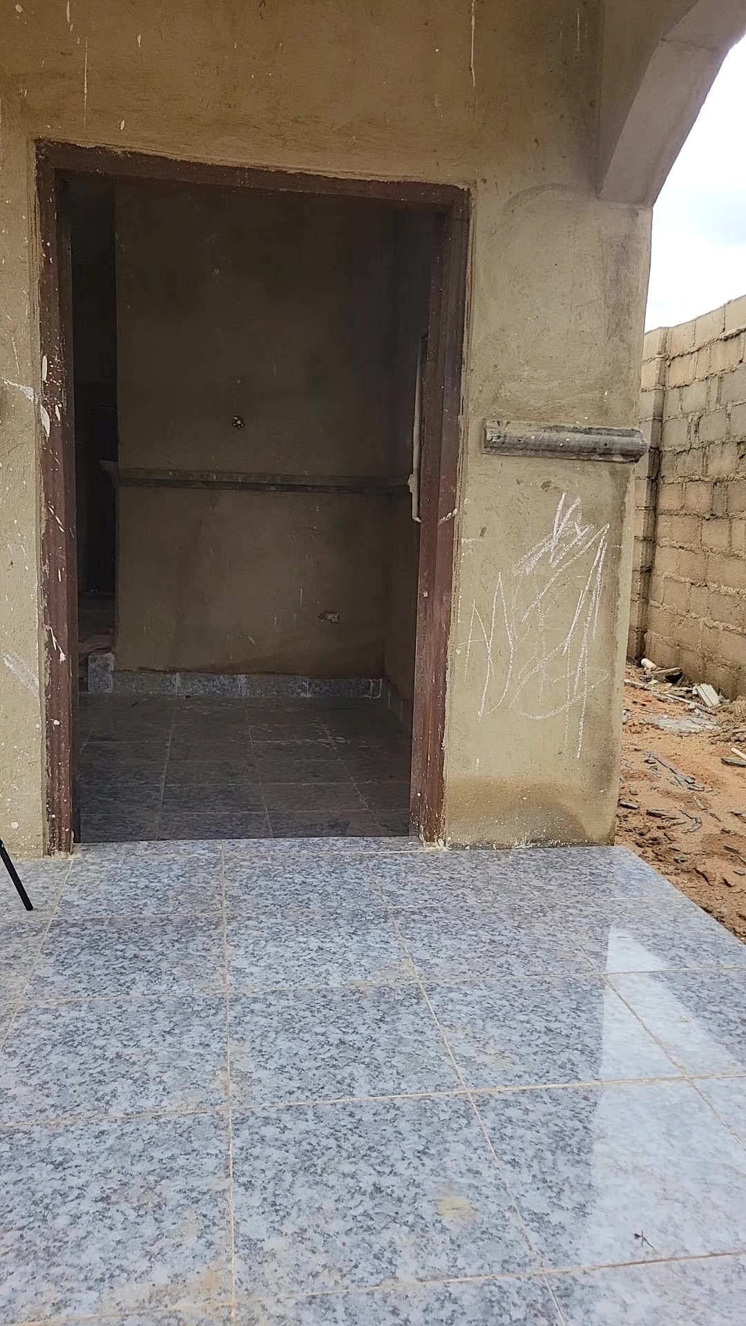 @mai kwaila ne saikadaure