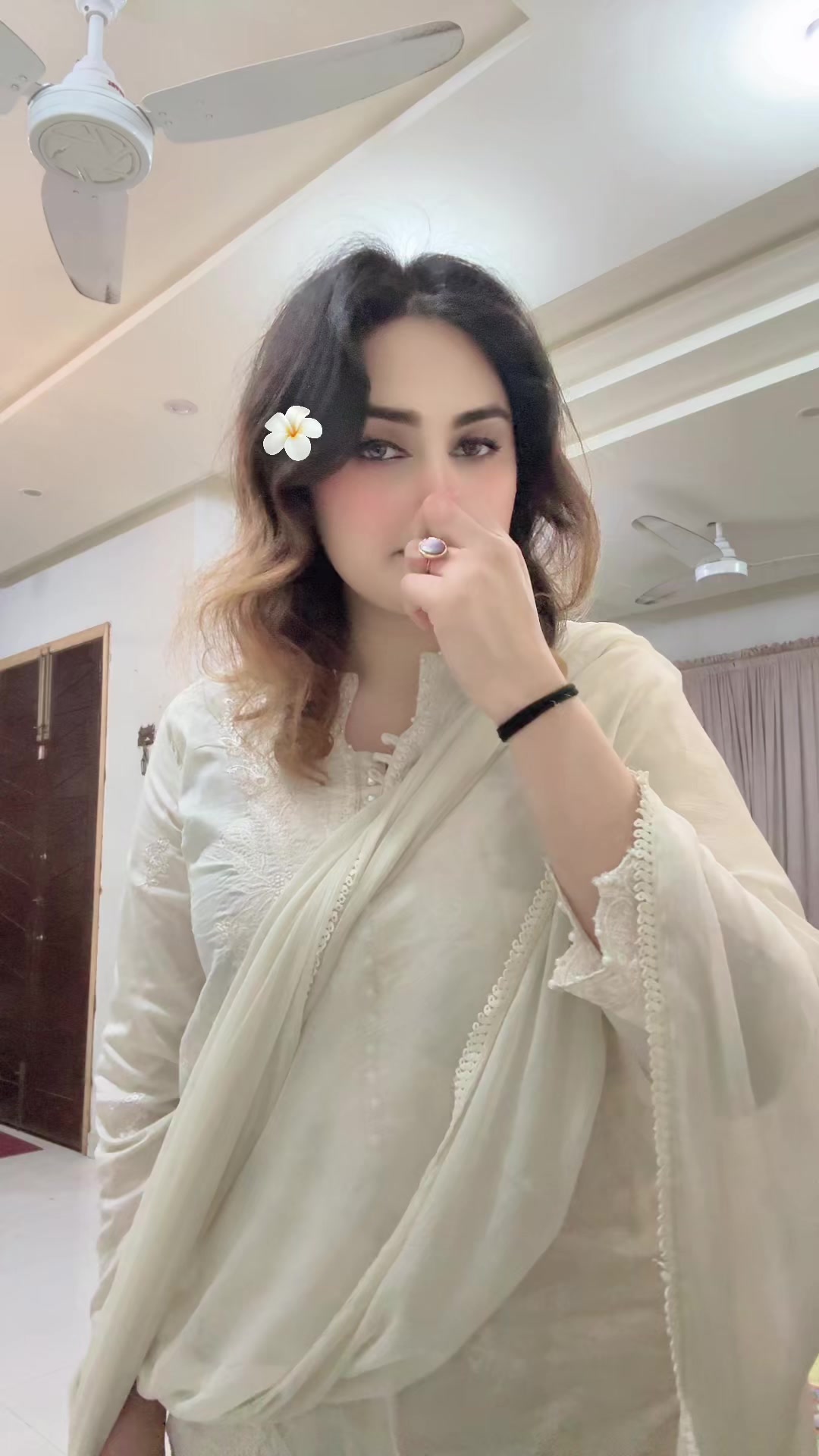 @Mahnoorjutt 😎❤️