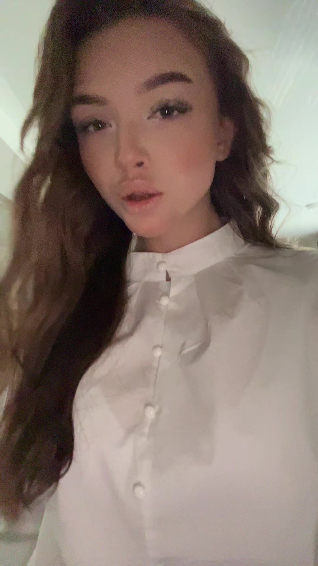 @айза