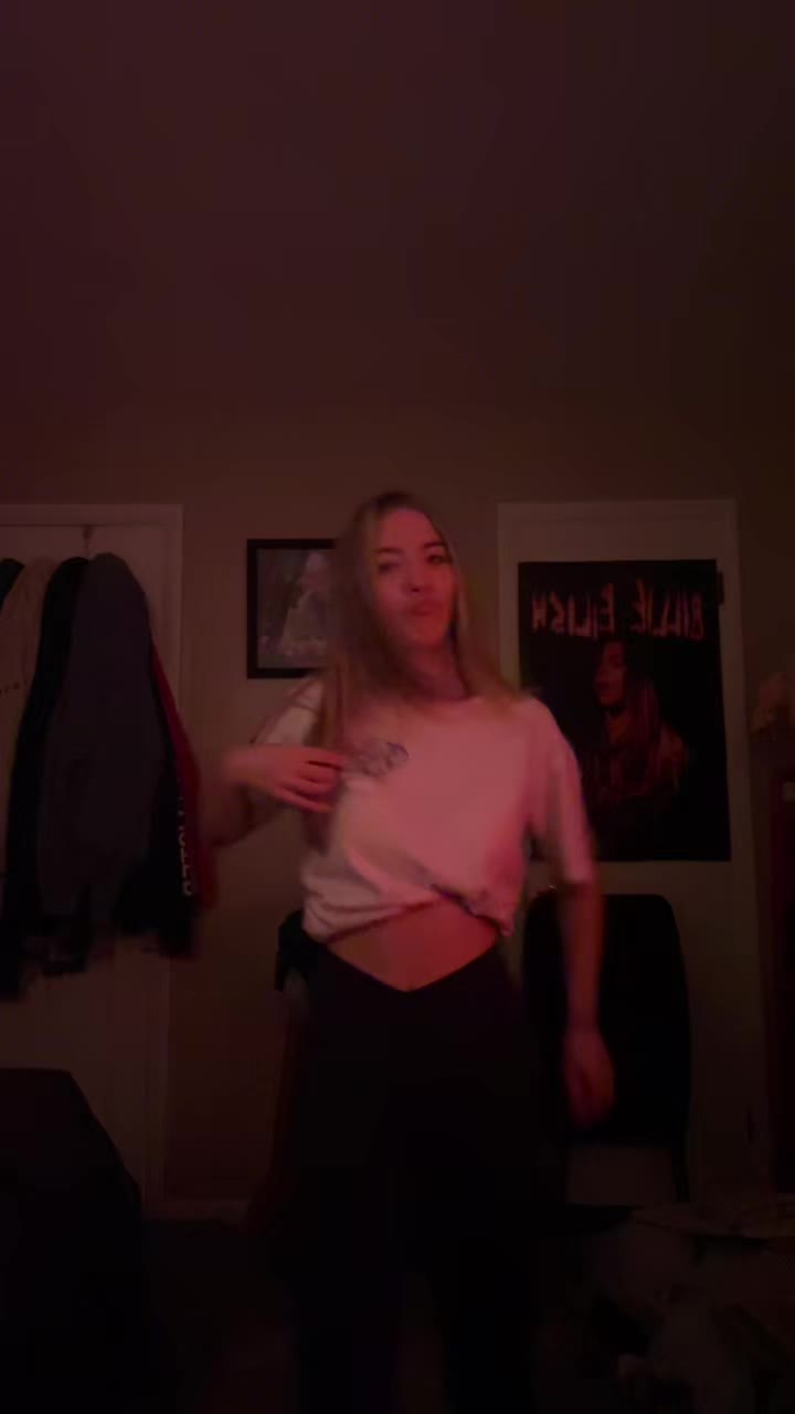 @livy.poo.16