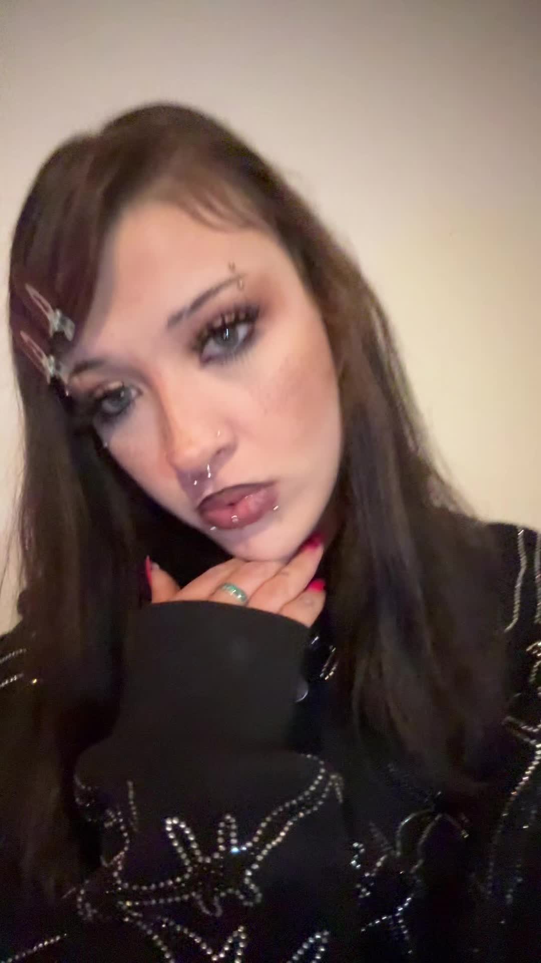 @haleigh🖤🕷️