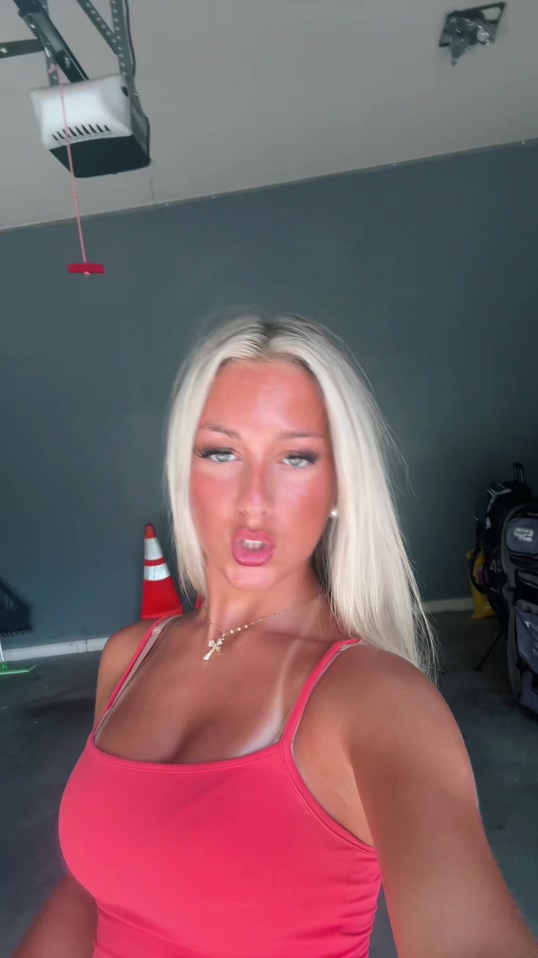 @𝓬𝓮𝓬𝓲 𝓼𝓽𝓮𝓮𝓵𝓮