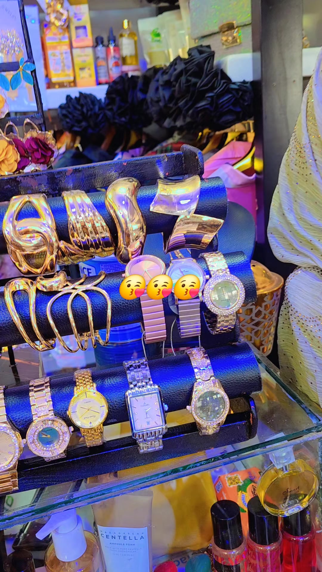 @Hareg❤❤ የሴቶች ፋሽን👠👗👜strong g