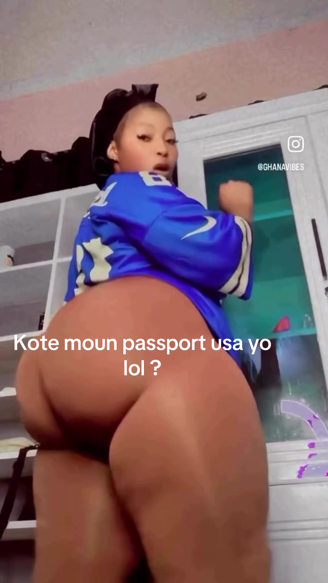 @Beautiful granny 65+