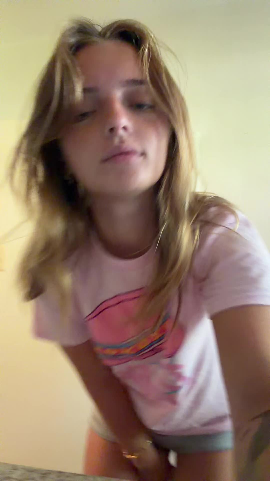@🤪