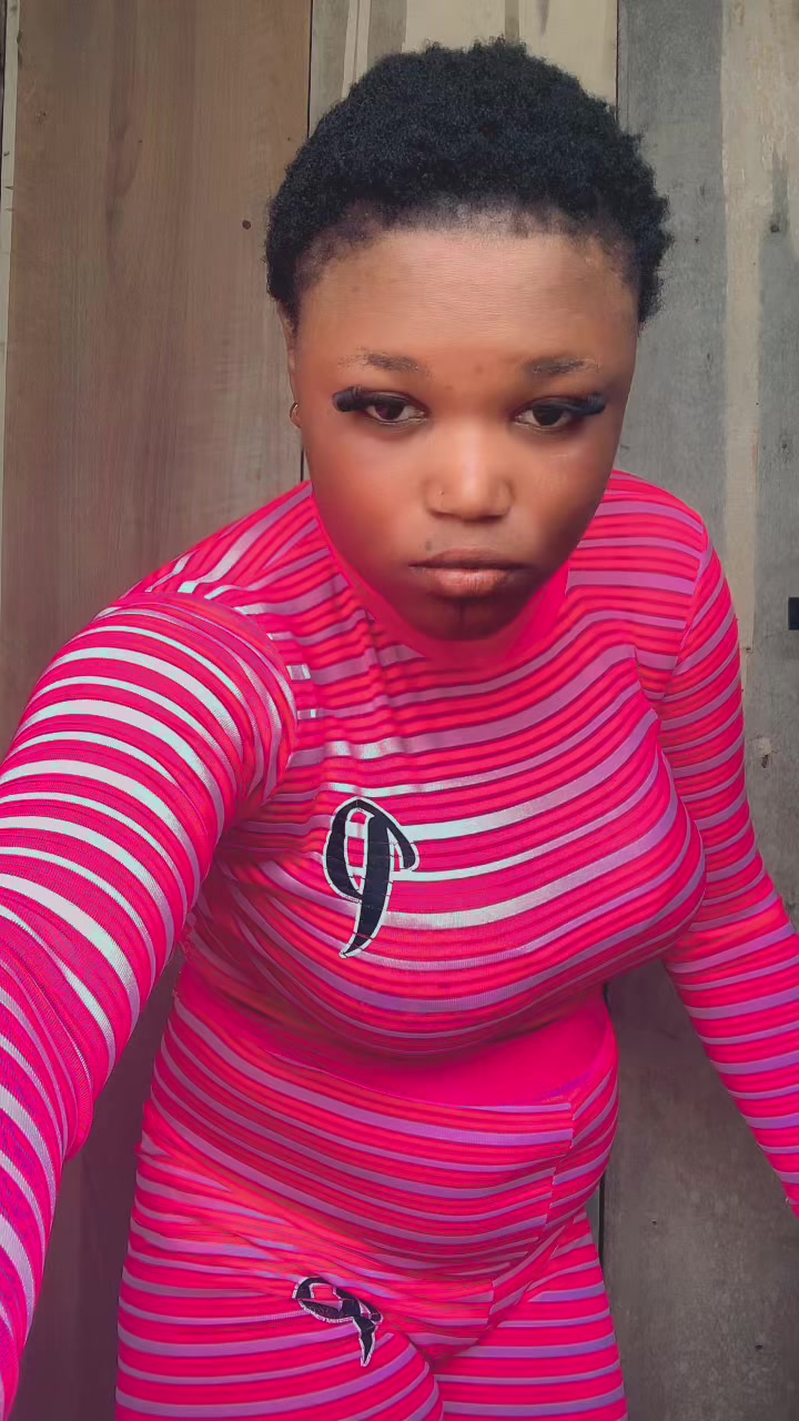@Anikeade💕💕🥹