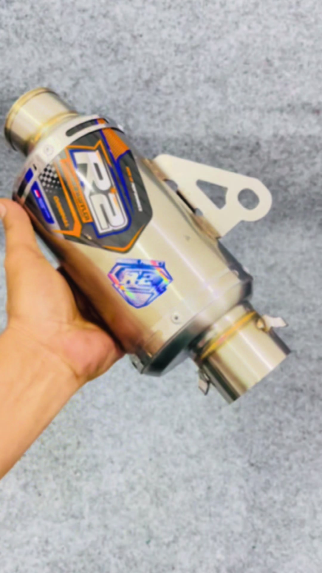 @r2 muffler